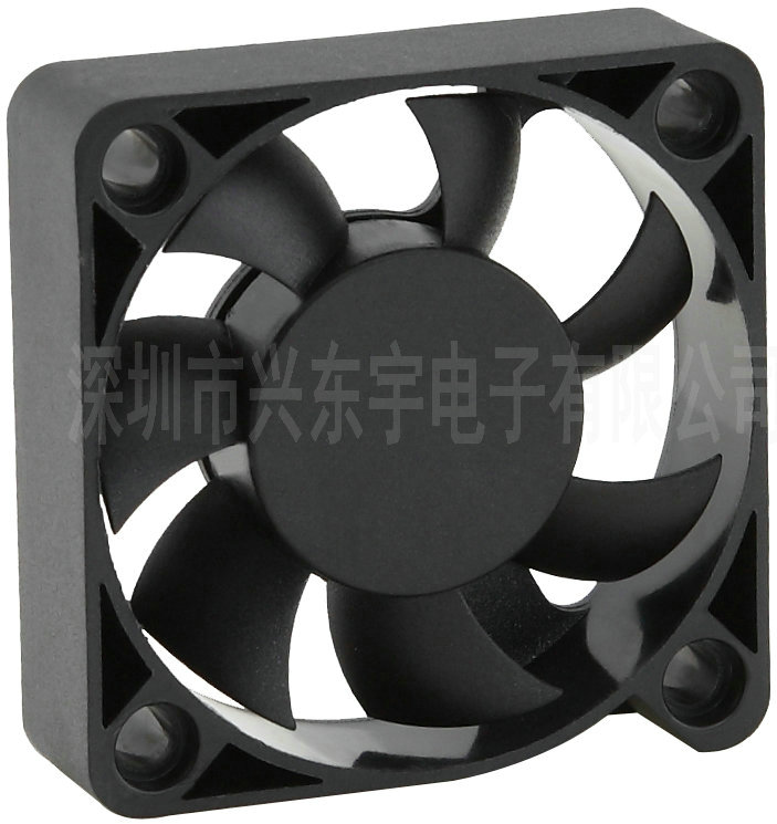 舞臺燈光散熱風(fēng)扇http://www.chuantaiam.cn/products-detail.asp?cpid=121